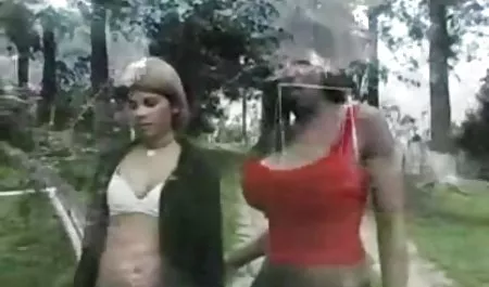 TOKET BESAR MILF full bokep gratis BERCINTA DENGAN BI-BI-SI
