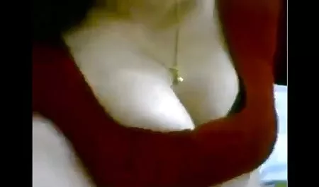 Toket besar wanita bokep full movie no sensor masturbasi dan Menyemprotkan pada webcam
