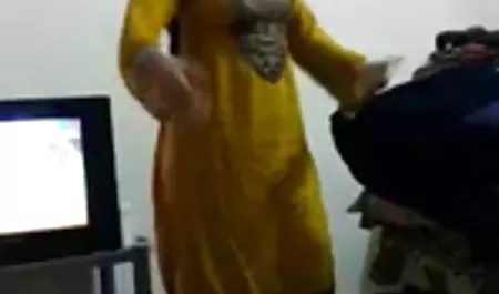 Perjalanan bokep semi full barat milf - hot milf Eva panjang tenggorokan lemak ayam - Bagian 1