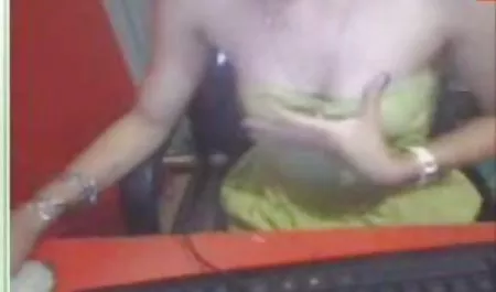 Cewek bisa menyelesaikan Kuliah, terima kasih untuk vagina untuk bokep full arab pinjaman porno