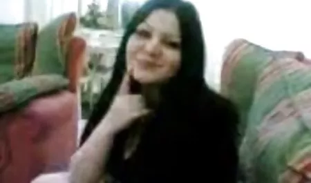 Lesbian bokep tante dan ponakan viral anal piknik